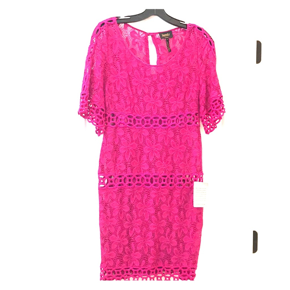 New with tags Women’s size 6 Dress